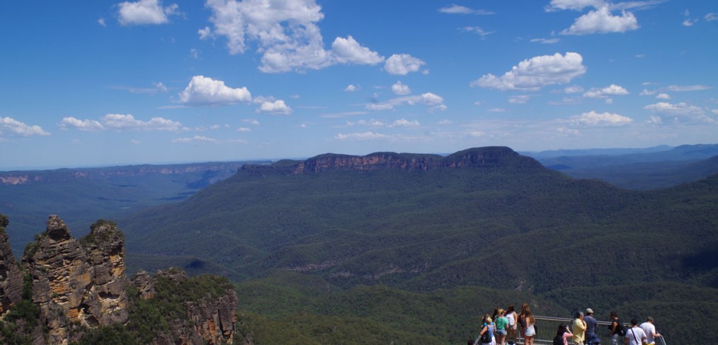 Visiting the Blue Mountains by Train